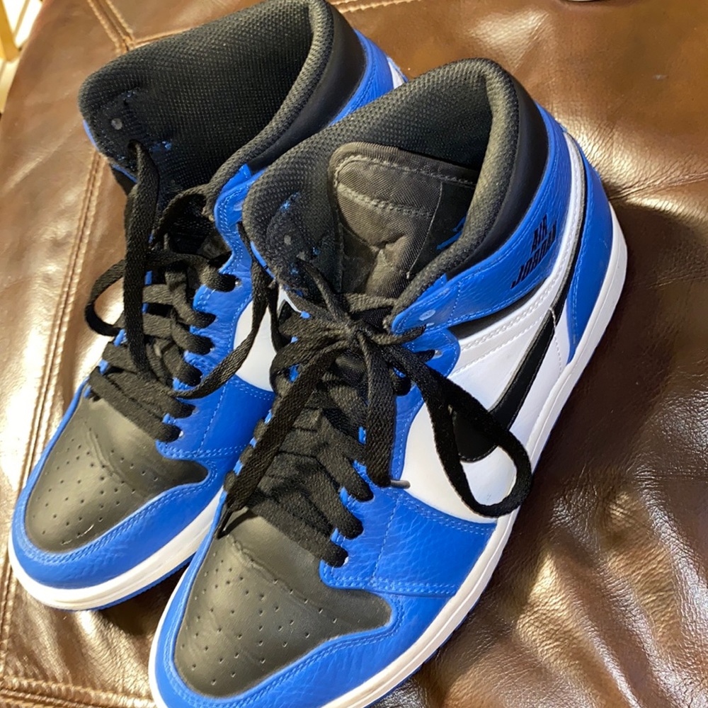 Nike Men's Air Jordan 1 Retro High (Air Blue)